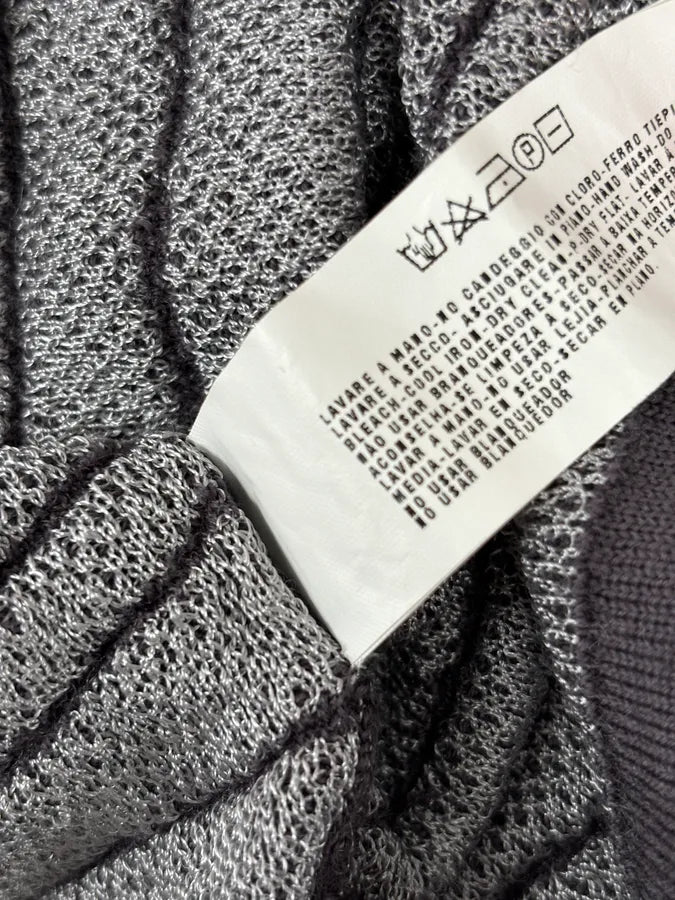 2000s Armani Collezioni Grey Savage V Neck Polo Longsleeves apunLBt 9