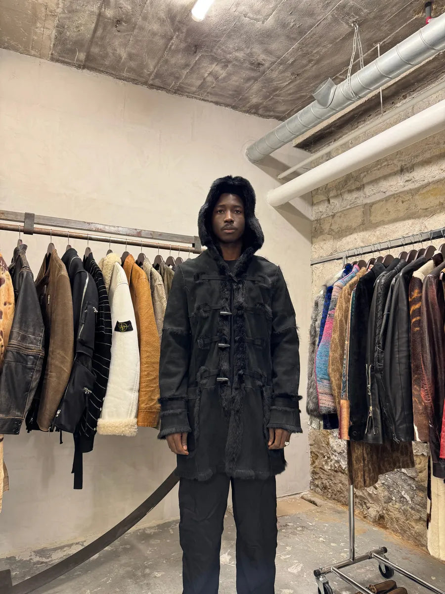 2000s Armani Reversible 2 in 1 Avant-Garde Black Rustic Fur Jacket nYzBZes 10