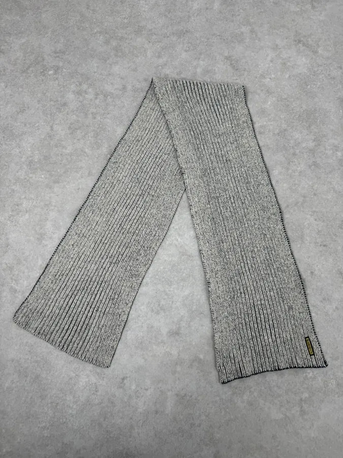 2000s Armani Scarf & Beanie White Painted Effect Set zgKJQqn 4