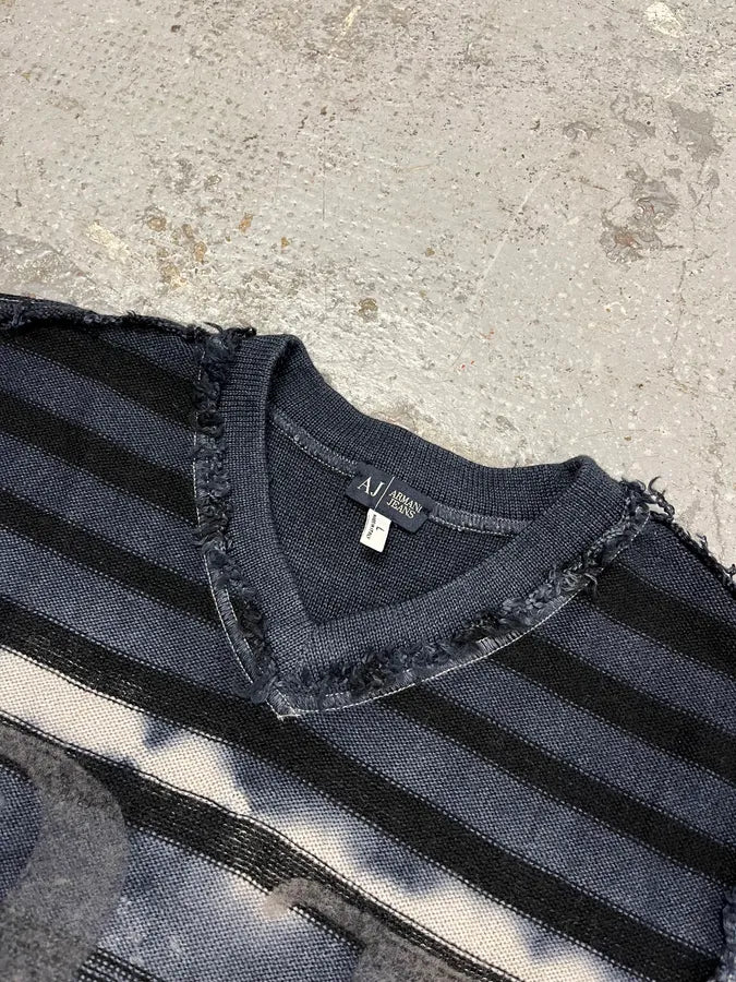 2000s Armani Tie & Dye Navy Gradient V Neck Distressed Sweater ZaKgpLv 4