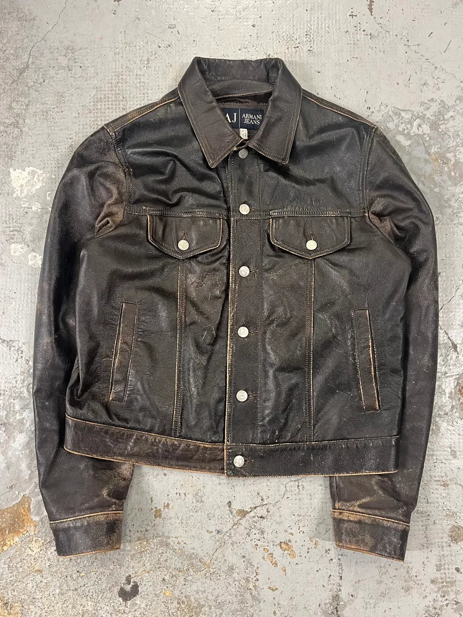 2000s Armani Trucker Faded Brown Leather Buttoned Jacket JdlduLz 3