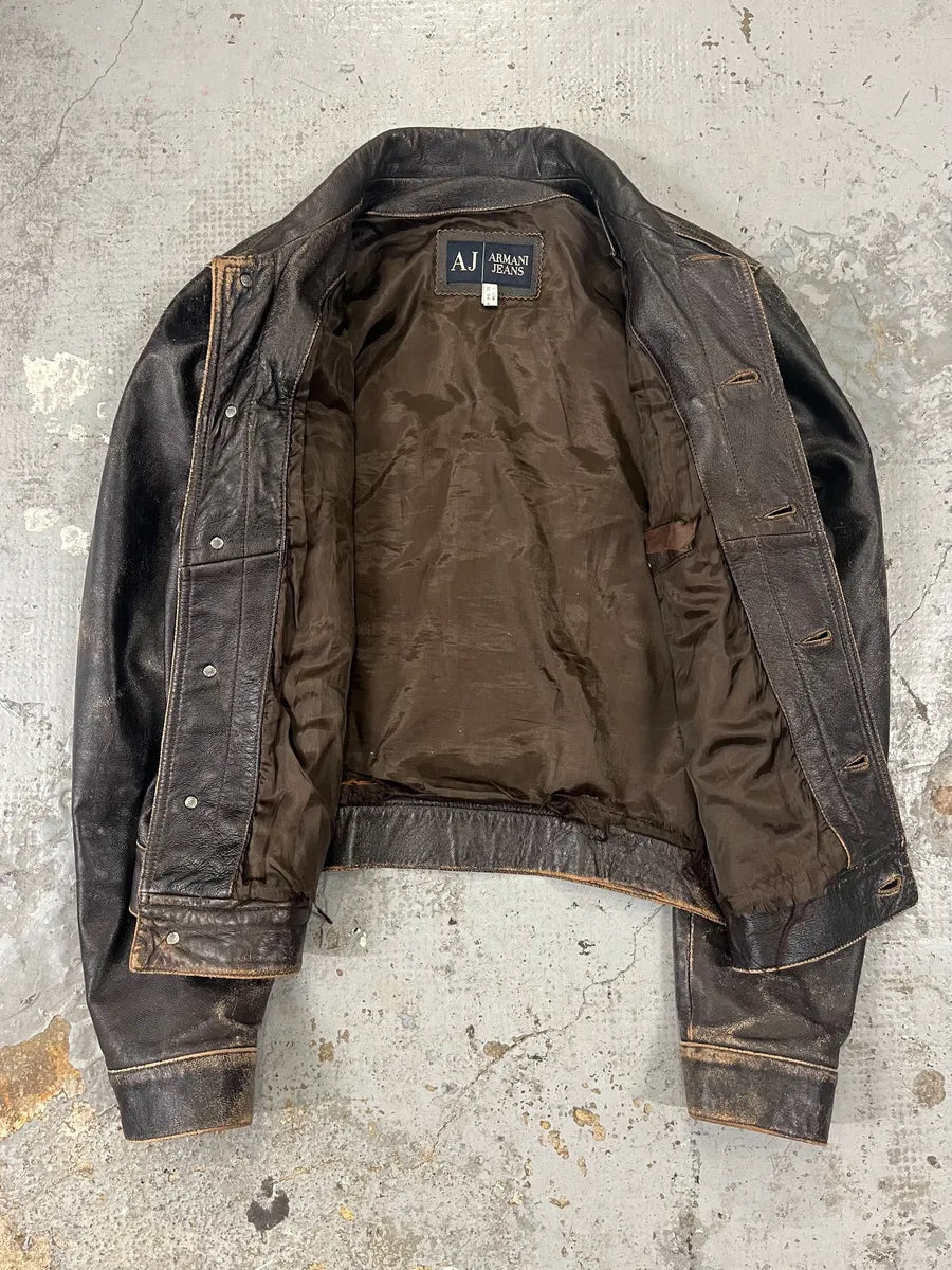 2000s Armani Trucker Faded Brown Leather Buttoned Jacket JdlduLz 7