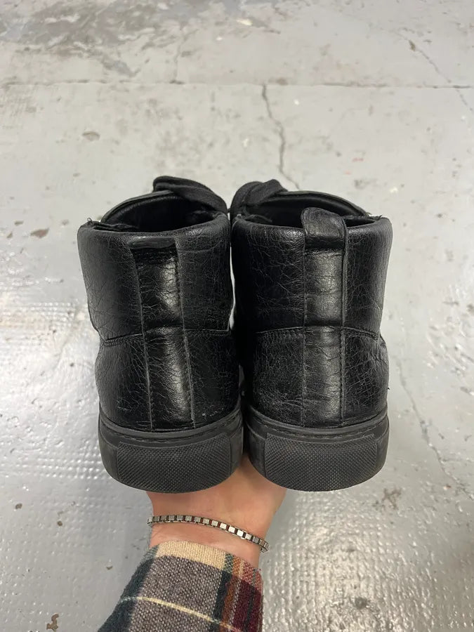 2000s Balenciaga Arena Black Cracked Leather High Top Sneakers tPPZrCA 4