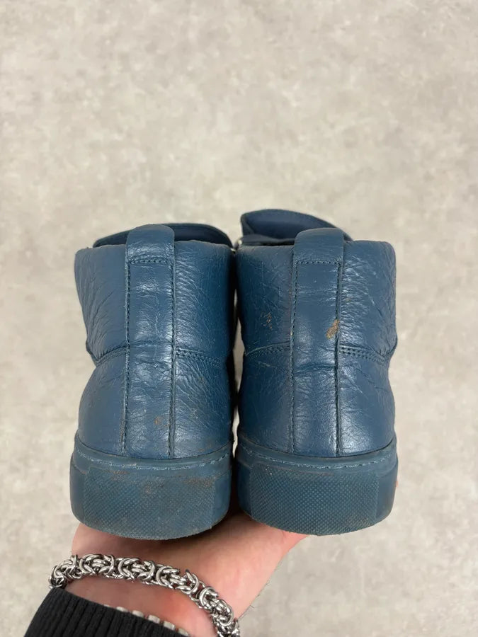 2000s Balenciaga Arena Dark Blue Cracked Leather High Top Sneakers OYlYBhC 4