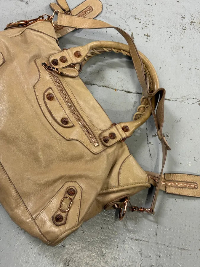 2000s Balenciaga Beige Leather City Bag Studded Hardware Shoulder Bag noBHafk 5
