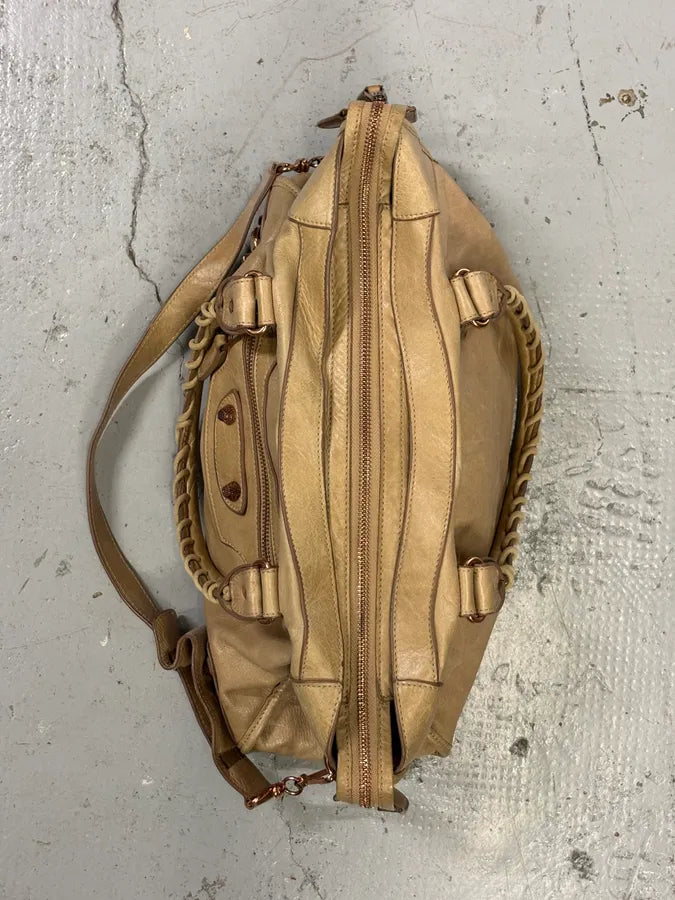2000s Balenciaga Beige Leather City Bag Studded Hardware Shoulder Bag noBHafk 6