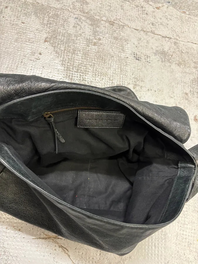 2000s Balenciaga Black Leather Messenger Bag gZebpIT 5