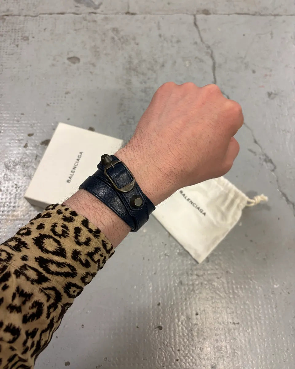 2010s Balenciaga Navy Leather Studded Arena Bracelet qgCxxQl 0