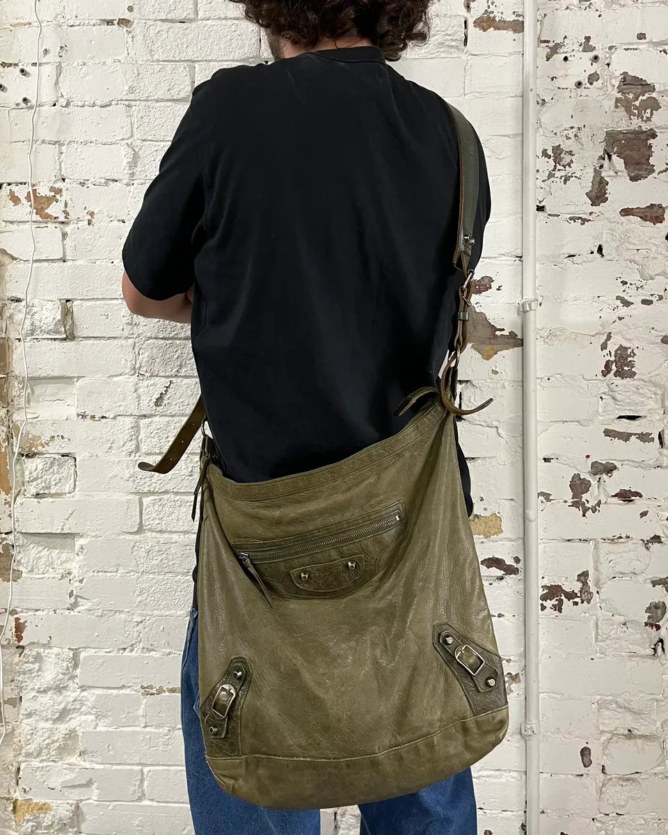 2000s Balenciaga Khaki Leather Multi-Pocket Shoulder Bag szuXXha 1