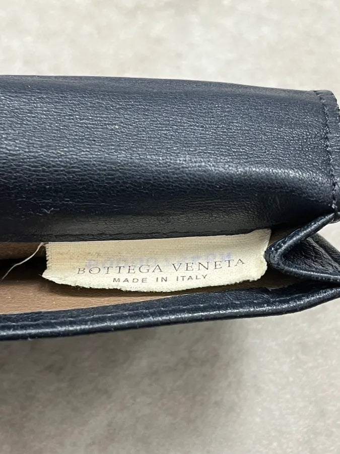 2000s Bottega Veneta Half Woven Black Pearl Leather Wallet YgHWoqc 4