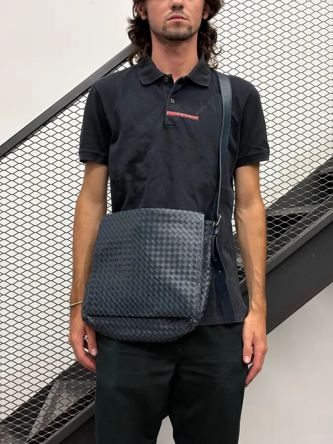 2000s Bottega Veneta Navy Woven Leather Crossbody Bag DFVvycL 1