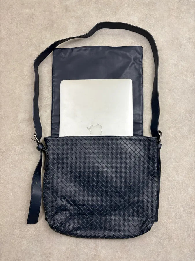 2000s Bottega Veneta Navy Woven Leather Crossbody Bag DFVvycL 5