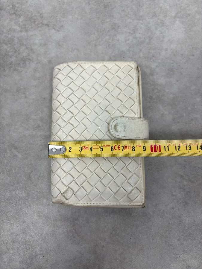 2000s Bottega Veneta White Woven Leather Wallet uSxcEXL 11