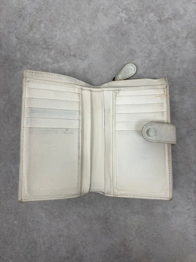 2000s Bottega Veneta White Woven Leather Wallet uSxcEXL 3