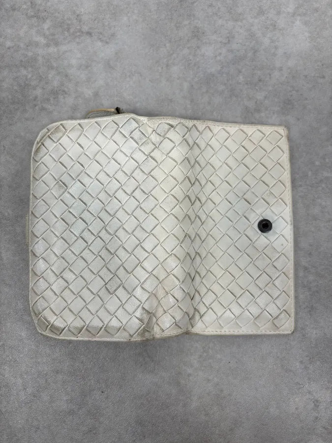 2000s Bottega Veneta White Woven Leather Wallet uSxcEXL 2