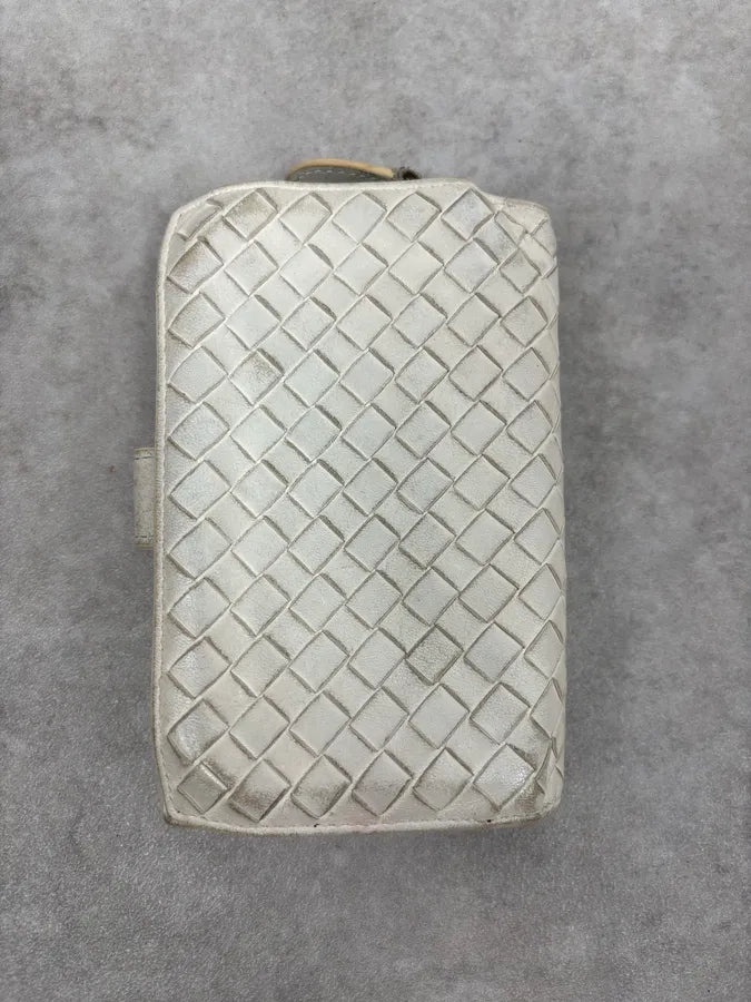 2000s Bottega Veneta White Woven Leather Wallet uSxcEXL 1
