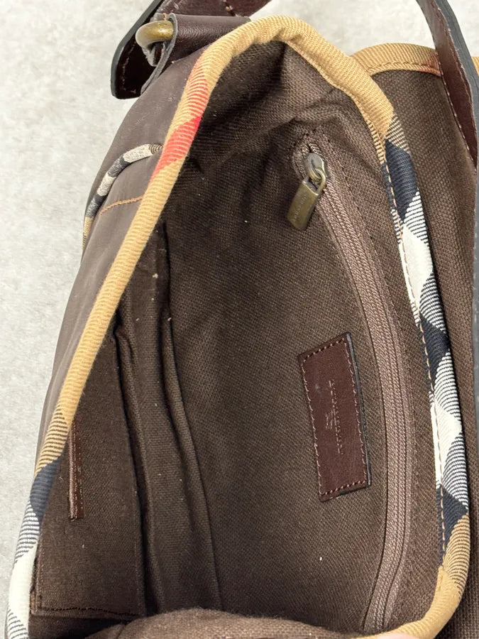 2000s Burberry Brown Leather Handle Bag ACaqDrf 7