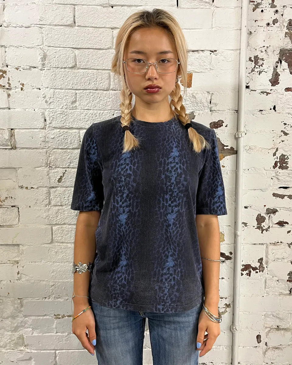 2000s Cavalli Navy & Black Leopard T-Shirt taijlze 1
