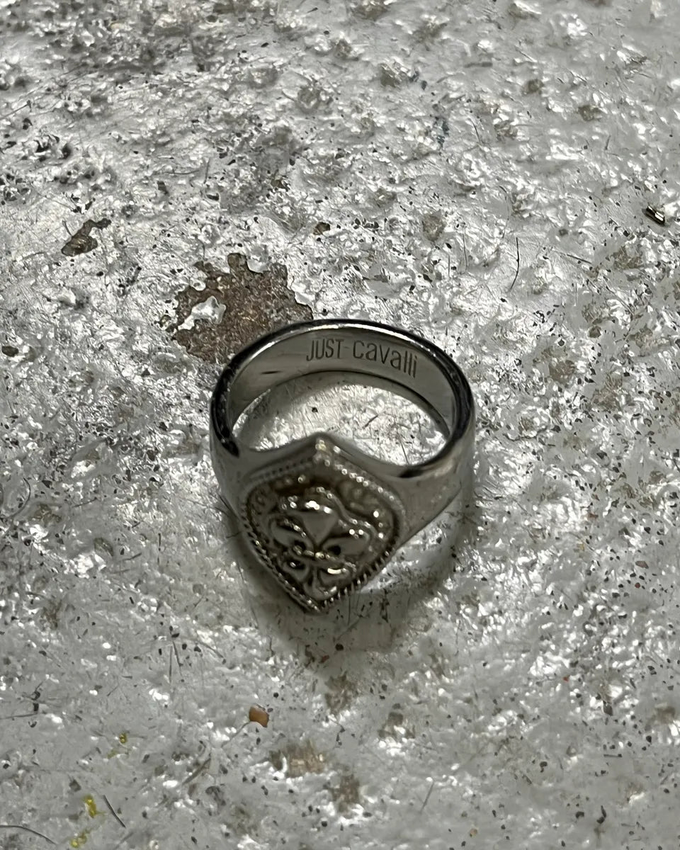 2000s Cavalli Ornamental Crest Silver Ring nqxBJTg 3