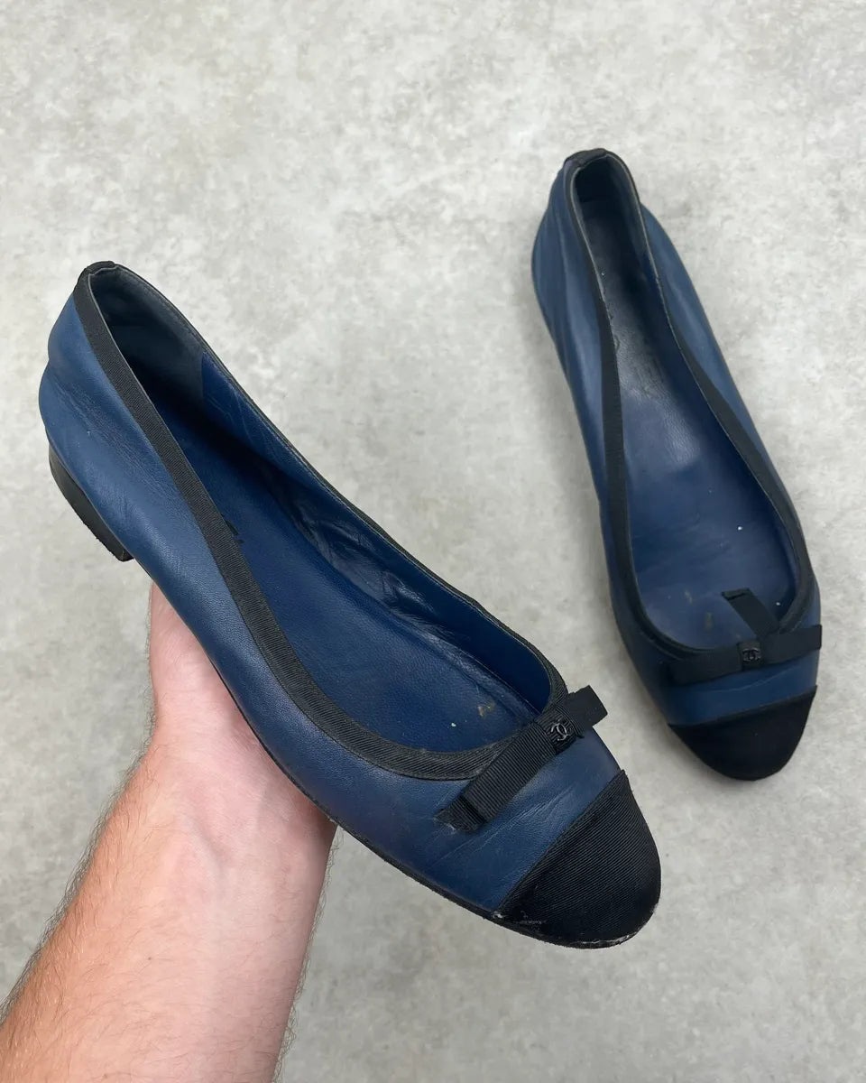 2000s Chanel Navy Leather Ballet Flats jldIjzR 0