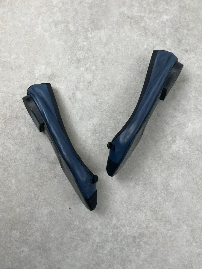 2000s Chanel Navy Leather Ballet Flats jldIjzR 5