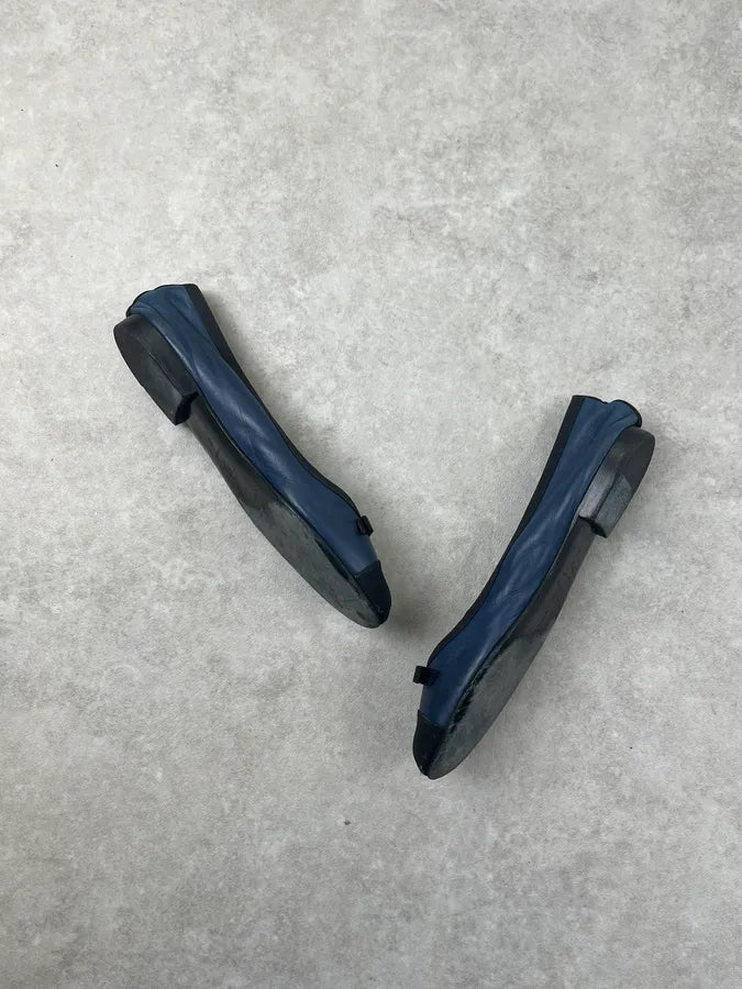 2000s Chanel Navy Leather Ballet Flats jldIjzR 3