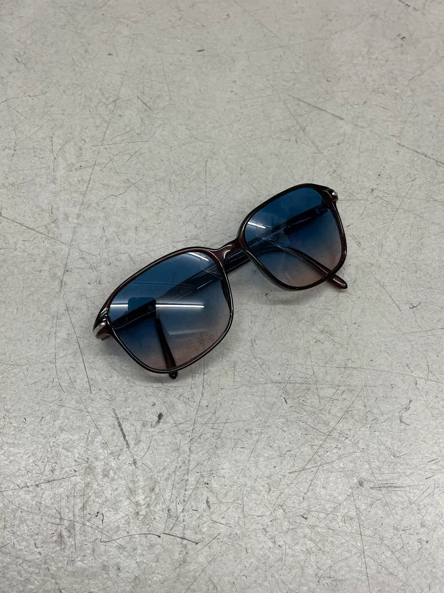 2000s Christian Dior Burgundy 2 Tones Sunglasses yFEUcMZ 4