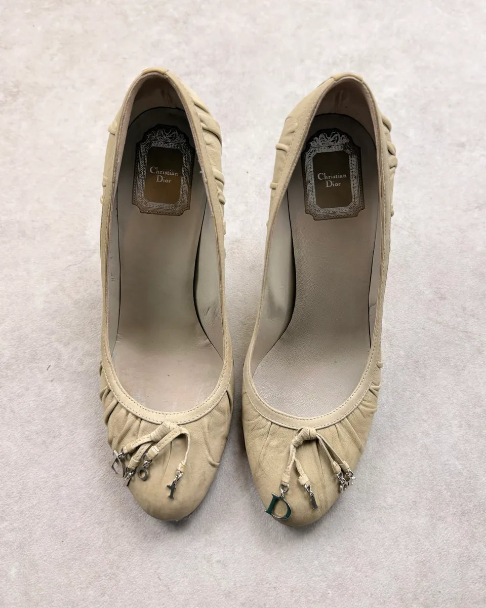 2000s Christian Dior Khaki Beige Leather Gathered Bow Heels AkTLKfn 3