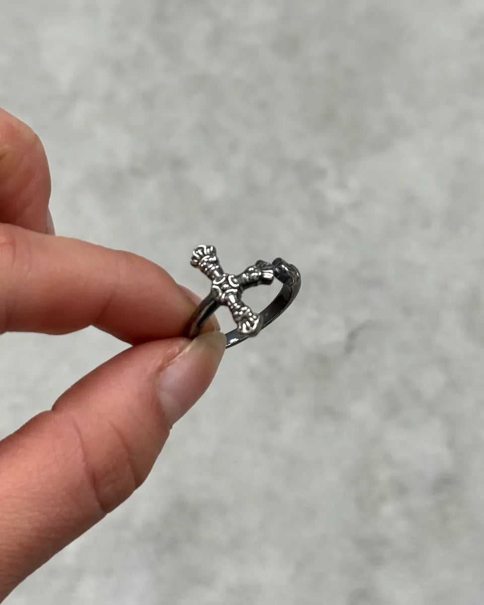 2000s Christian Lacroix Gothic Cross Ring nwrLePL 1