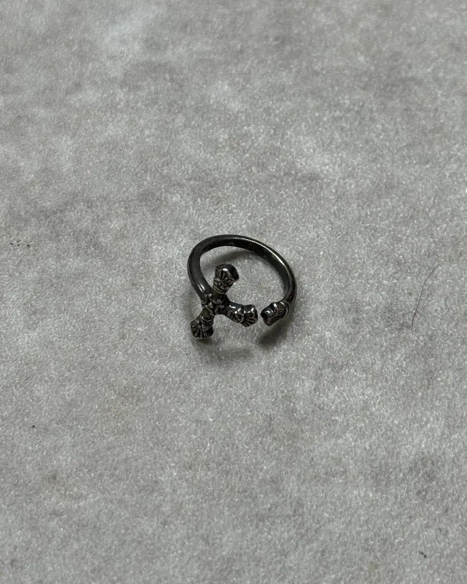 2000s Christian Lacroix Gothic Cross Ring nwrLePL 2