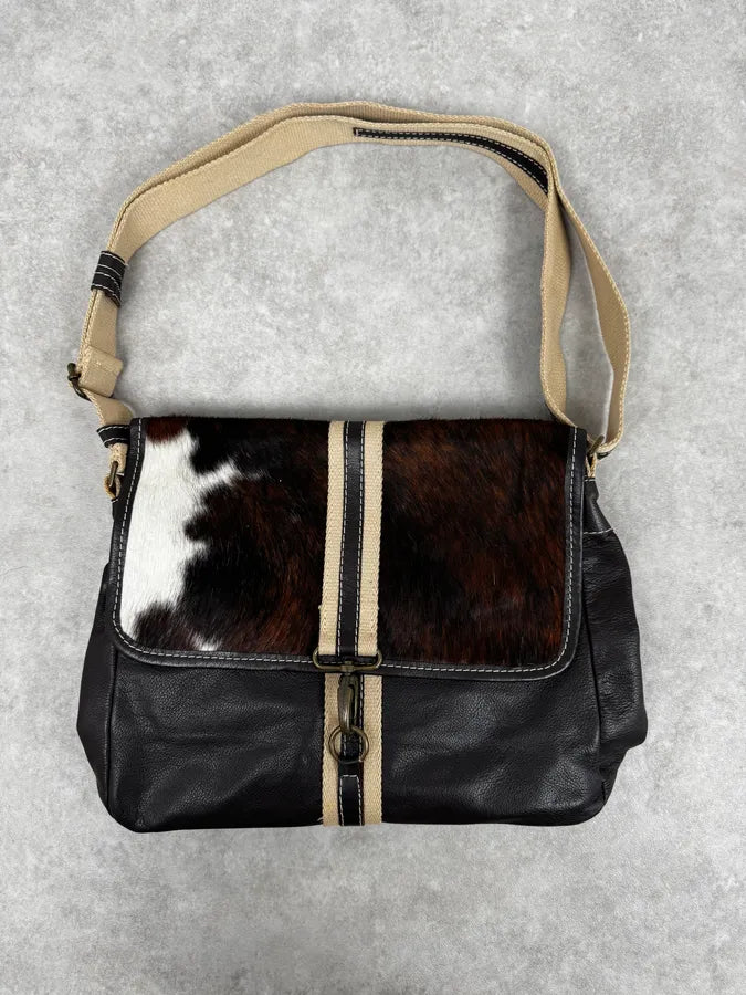 2000s Cow Pony Hair Leather Shoulder Bag DJPVJKE 0