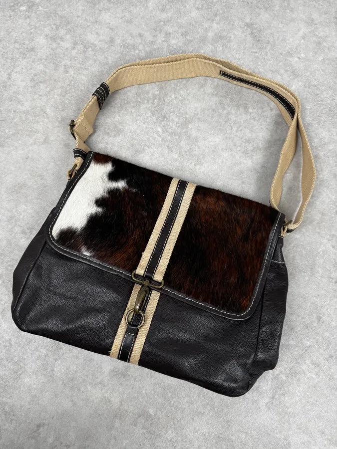2000s Cow Pony Hair Leather Shoulder Bag DJPVJKE 4