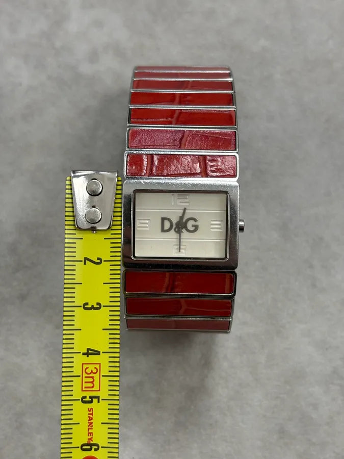 2000s Dolce & Gabbana Red Crocodile Effect Watch wUCxVSB 7