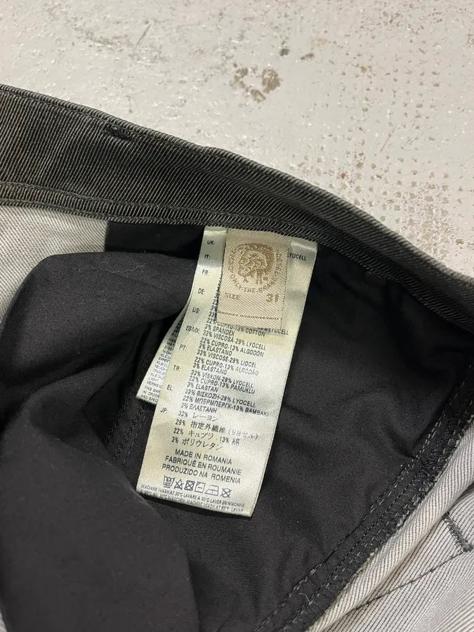 2000s Diesel Avant-Garde Grey Slim Jeans EDXDQXB 11