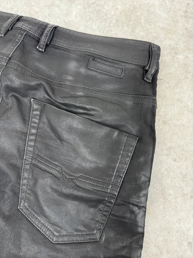 2000s Diesel Black Faded Wax Jeans xOexCaE 9