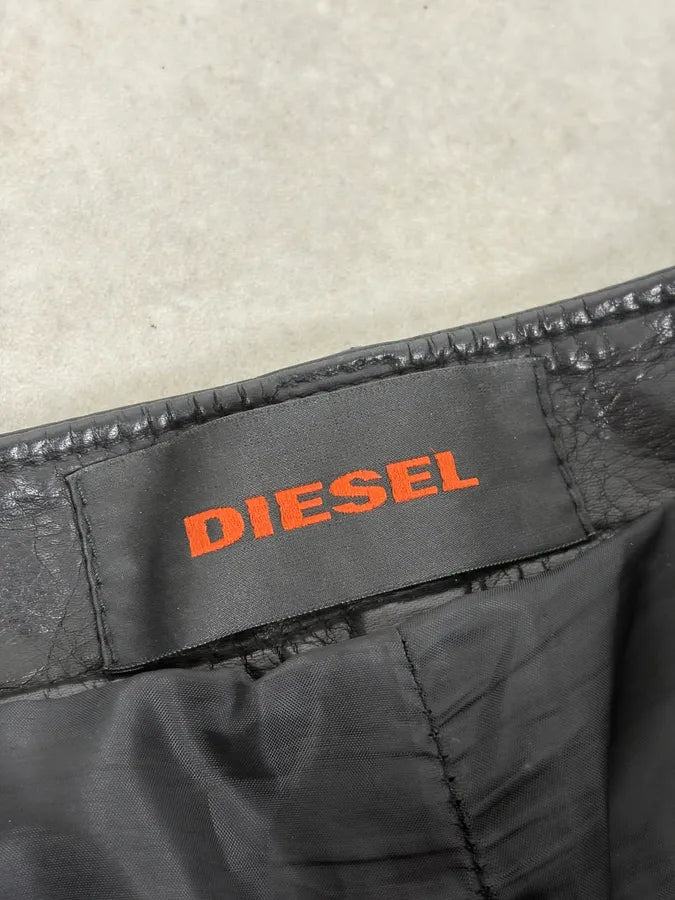 2000s Diesel Black Multi Zips Biker Leather Shorts SLIKnxg 10