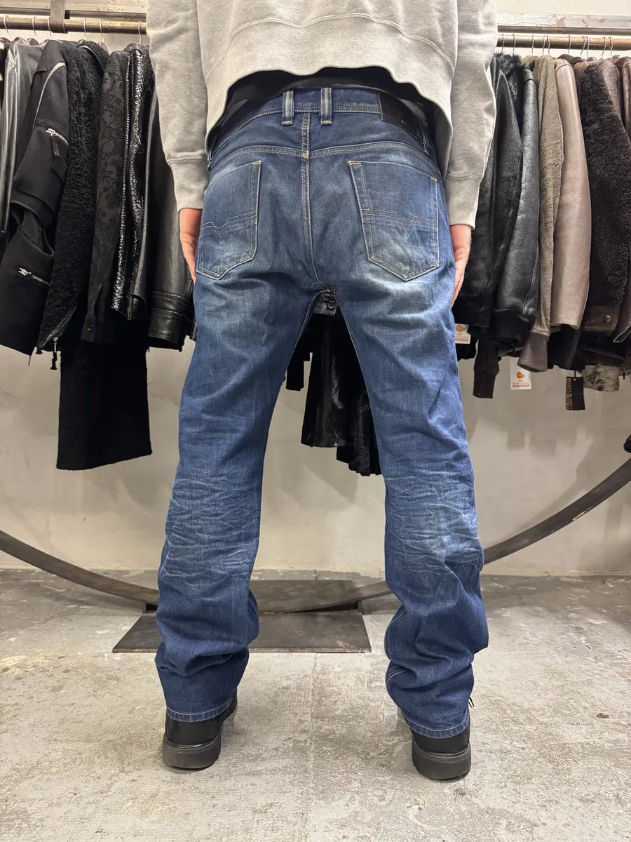 2000s Diesel Blue Faded Denim Jeans ETLYjYq 2