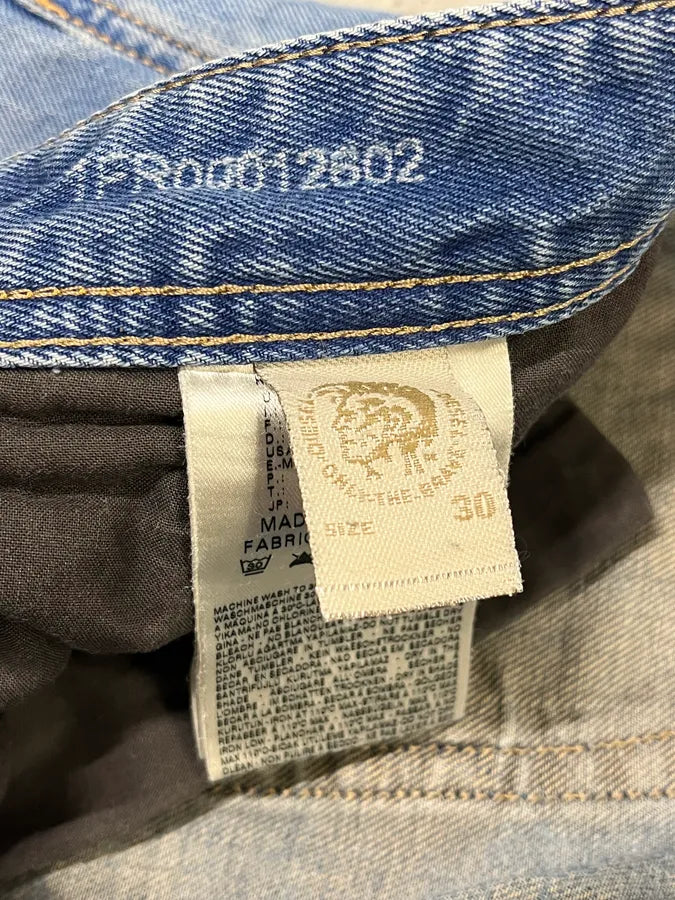 2000s Diesel Blue Faded Denim Jeans imHUvCE 11