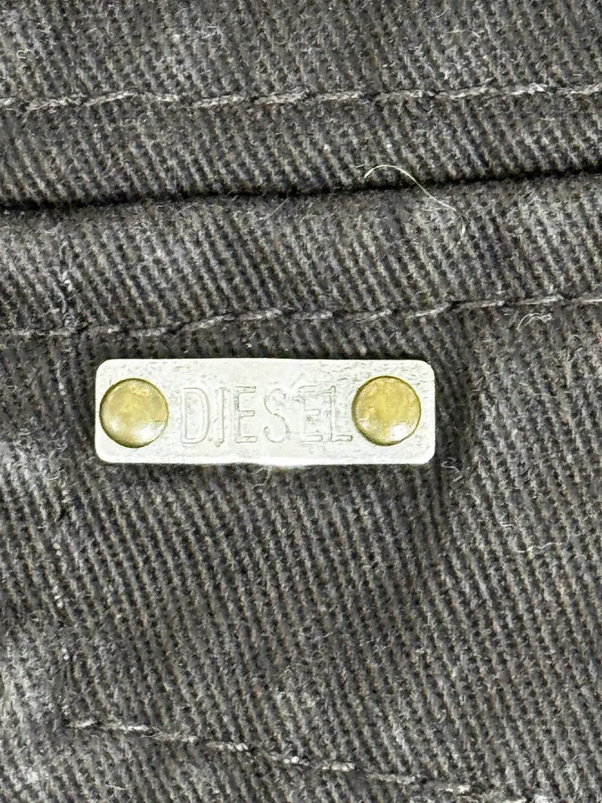 2000s Diesel Green Avant-Garde Buttoned Wool Sweater VDxvAZY 10