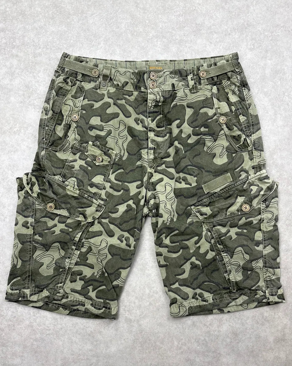 2000s Diesel Khaki Camo Cargo Shorts qTKuXmv 3