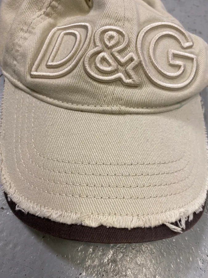 2000s Dolce & Gabbaan Beige Logo Destroyed Cap lYhHMxl 4