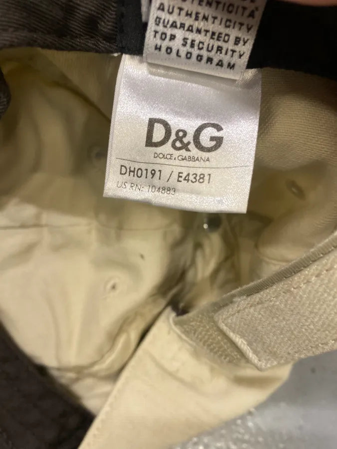 2000s Dolce & Gabbaan Beige Logo Destroyed Cap lYhHMxl 7