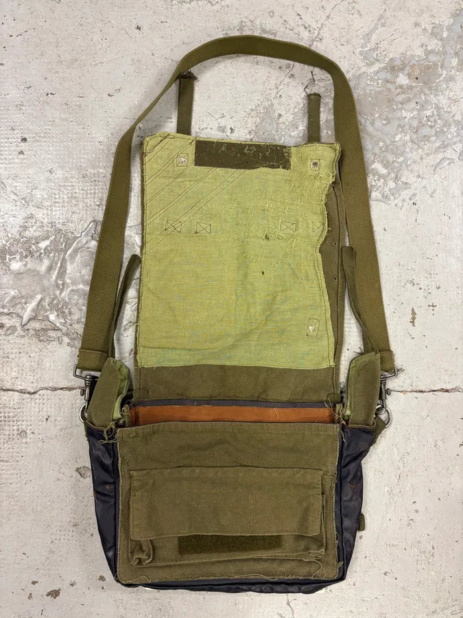 2000s Dolce & Gabbana 66 Olive Shoulder Bag OMMvjGY 4