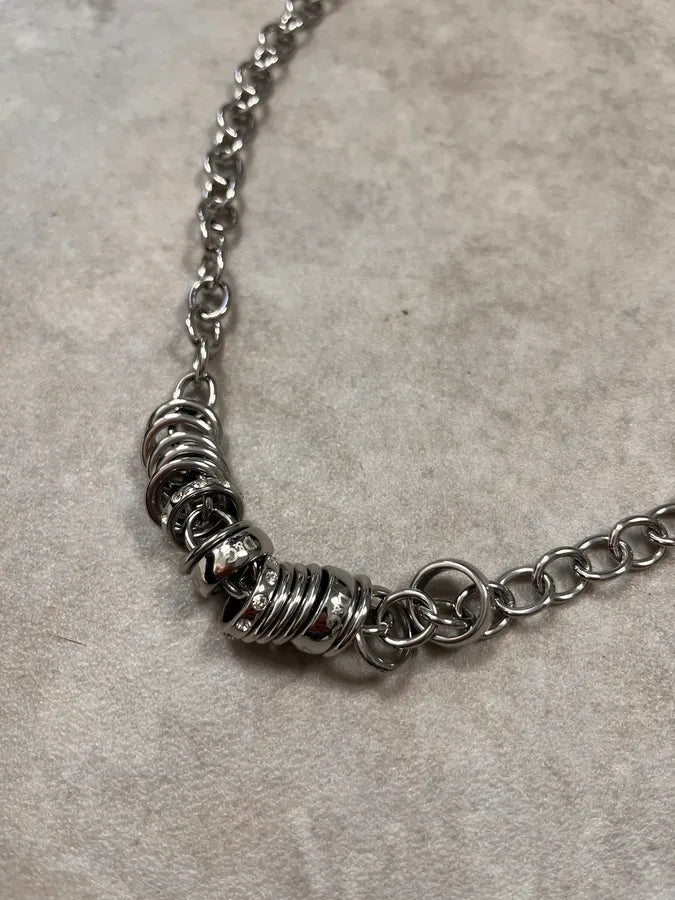 2000s Dolce & Gabbana Avant-Garde Circle Necklace kgwMMie 3