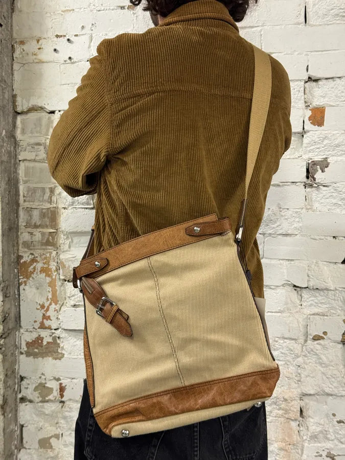 2000s Dolce & Gabbana Beige Canva Leather Shoulder Bag SHorgqk 0