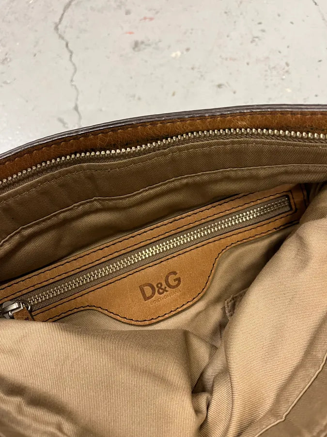 2000s Dolce & Gabbana Beige Canva Leather Shoulder Bag SHorgqk 8