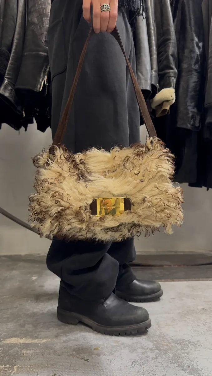 2000s Dolce & Gabbana Beige Shearling Fur Leather Waist Bag ajByChx 1