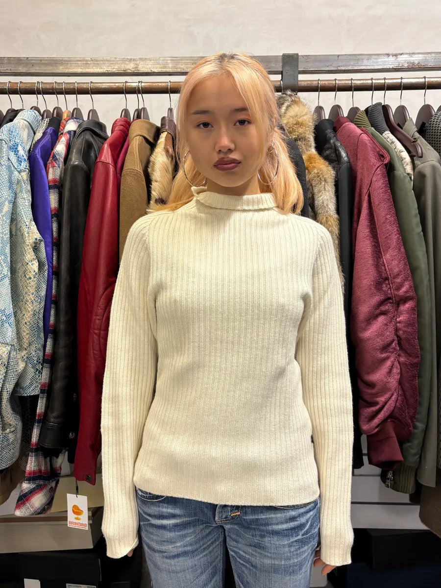 2000s Dolce & Gabbana Beige Wool Turtleneck Sweater iXEIMNO 1