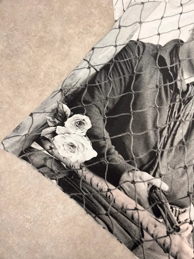 2000s Dolce & Gabbana Black & White Jail Gun Men T-Shirt dVJpMtE 6