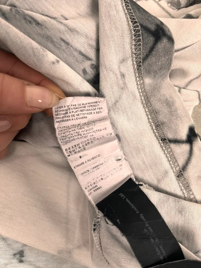 2000s Dolce & Gabbana Black & White Jail Gun Men T-Shirt dVJpMtE 8